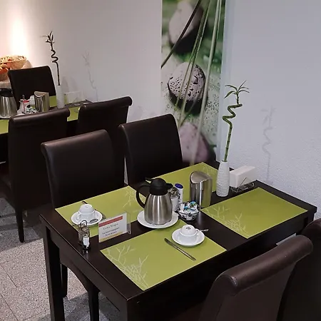 Exquisite Hotel 3*