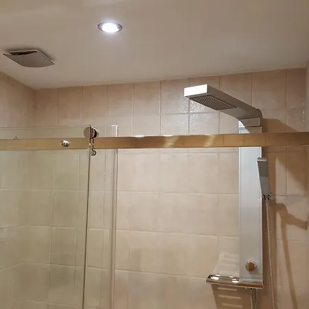 Exquisite Hotel Bobenheim am Berg